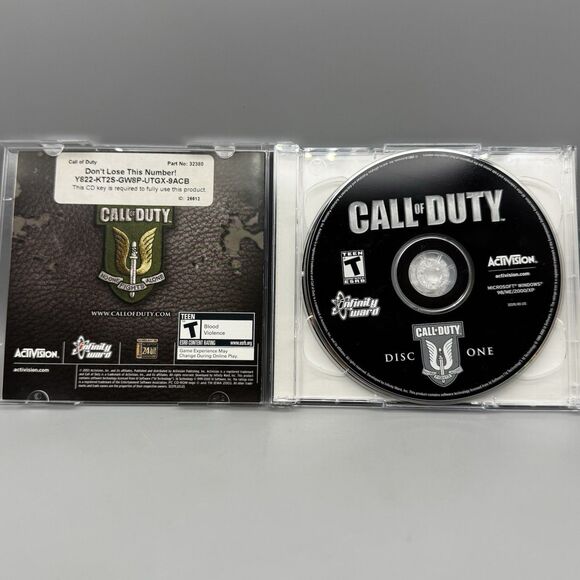 Call Of Duty PC Activision 2003 Game of the Year Two Discs - Picture 9 of 10